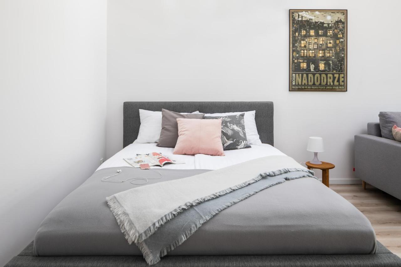 Rent Like Home - River City Apartments ヴロツワフ エクステリア 写真